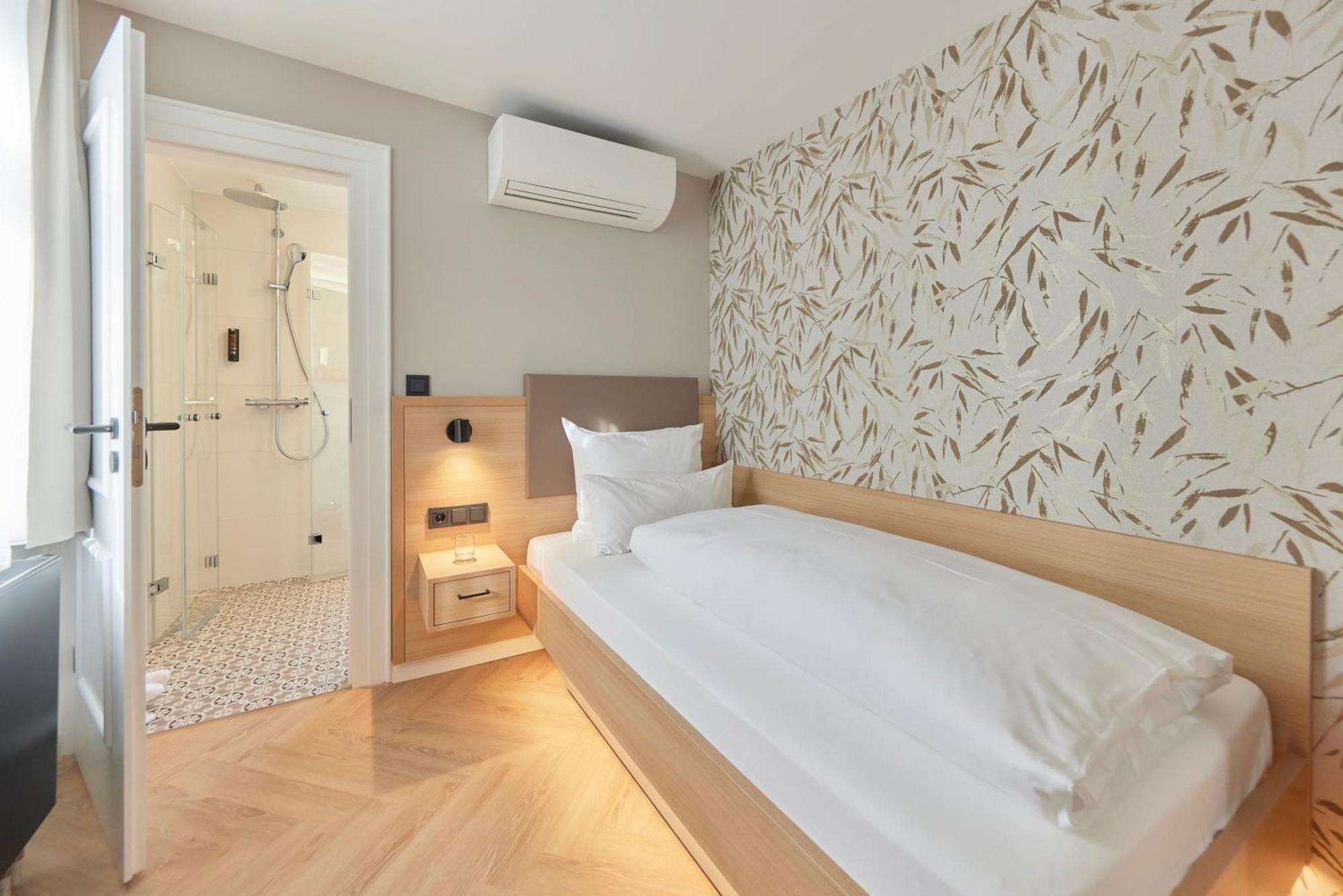 Hotel Wuerttemberger Hof Öhringen Kültér fotó